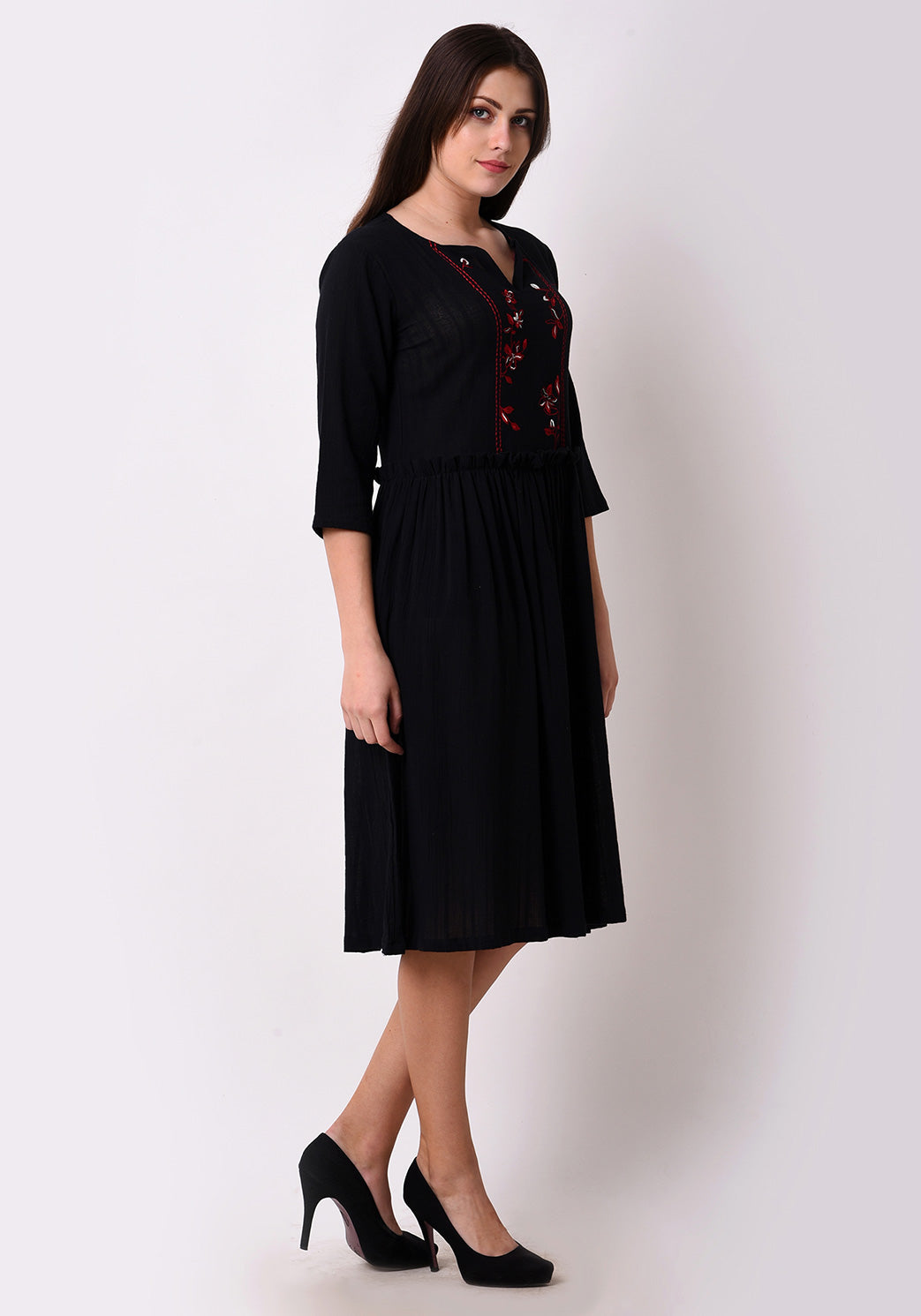 Meadow Yoke Embroidered Black Dress - Black