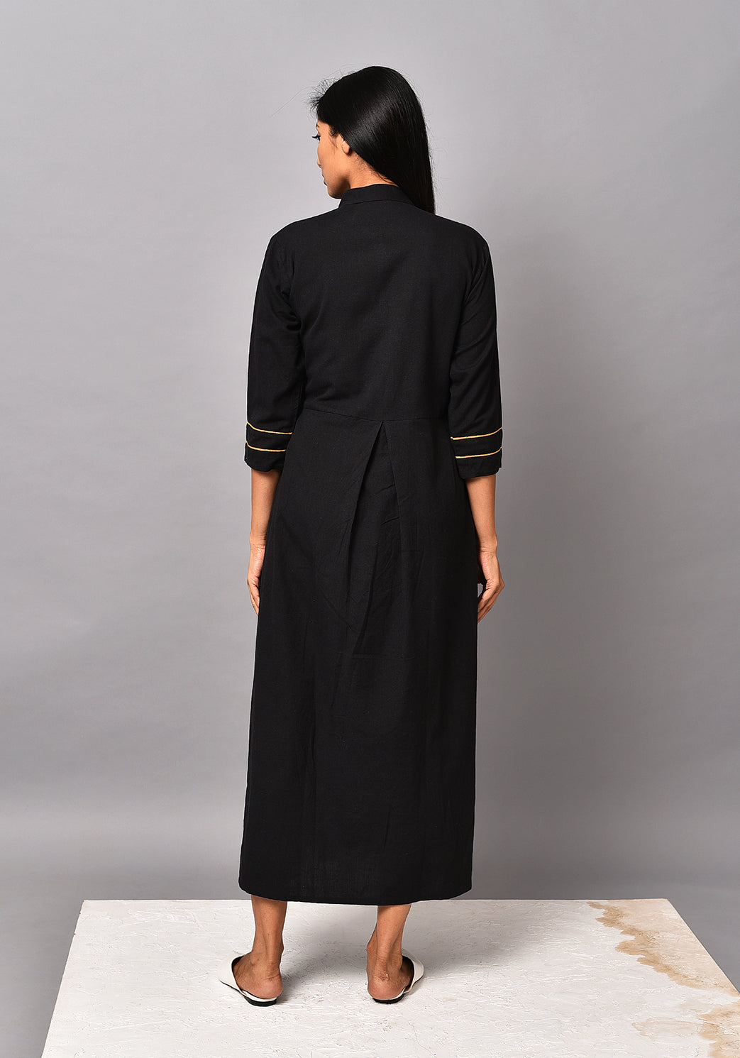 Embroidered Bird Front Pocket Dress - Black