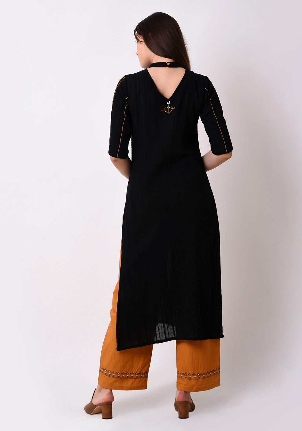 Turtle Neck Embroidered Kurta - Black