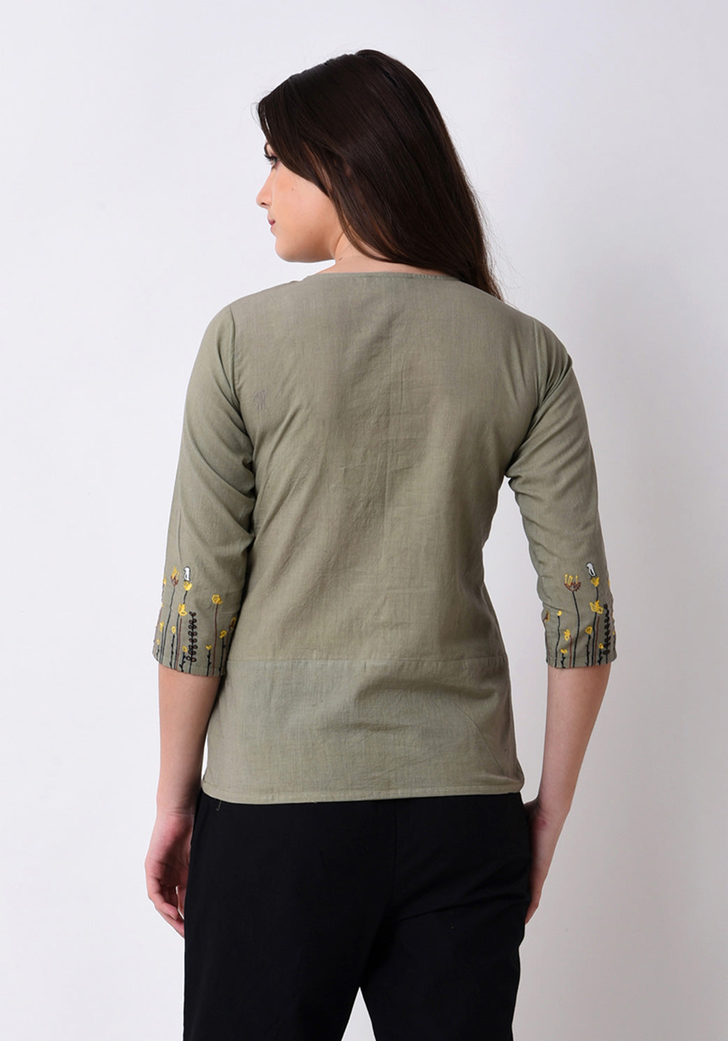 Meadow Front Pocket Embroidered Top - Fair Green