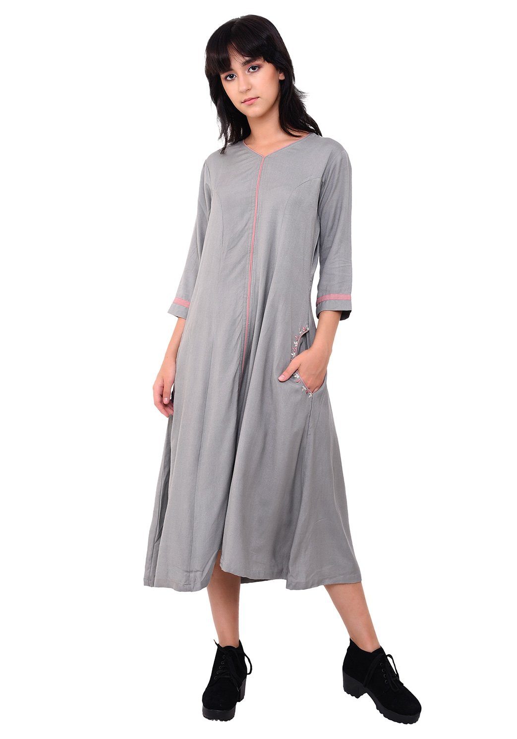 Pocket Embroidered Shift Dress - Grey Dress VRITTA