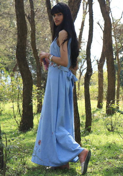 Chambray Tie-up Wan Blue Maxi Dress