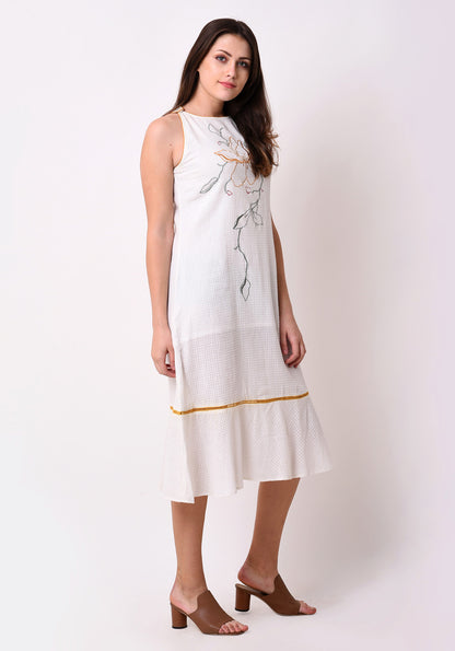 Waffle Dobby Embroidered Shift Dress - White