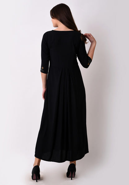 Floral Embroidered Gathered Maxi Dress - Black